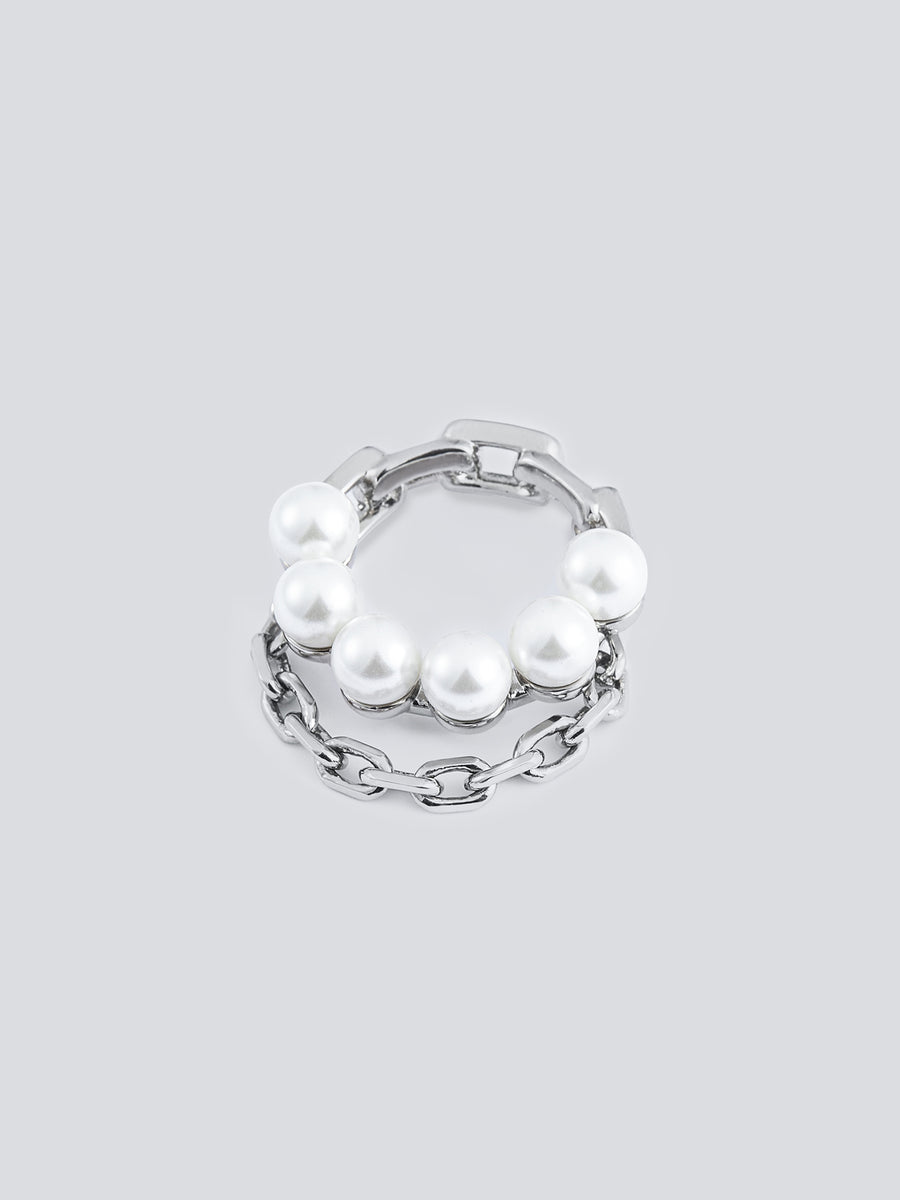 Pearl Chain Link Donut Ring by fashion jewelry and accessory brand THEYKNOW