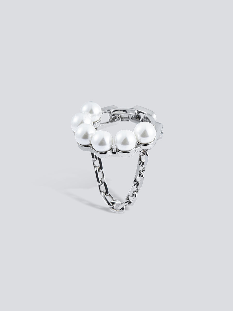 Pearl Chain Link Donut Ring by fashion jewelry and accessory brand THEYKNOW