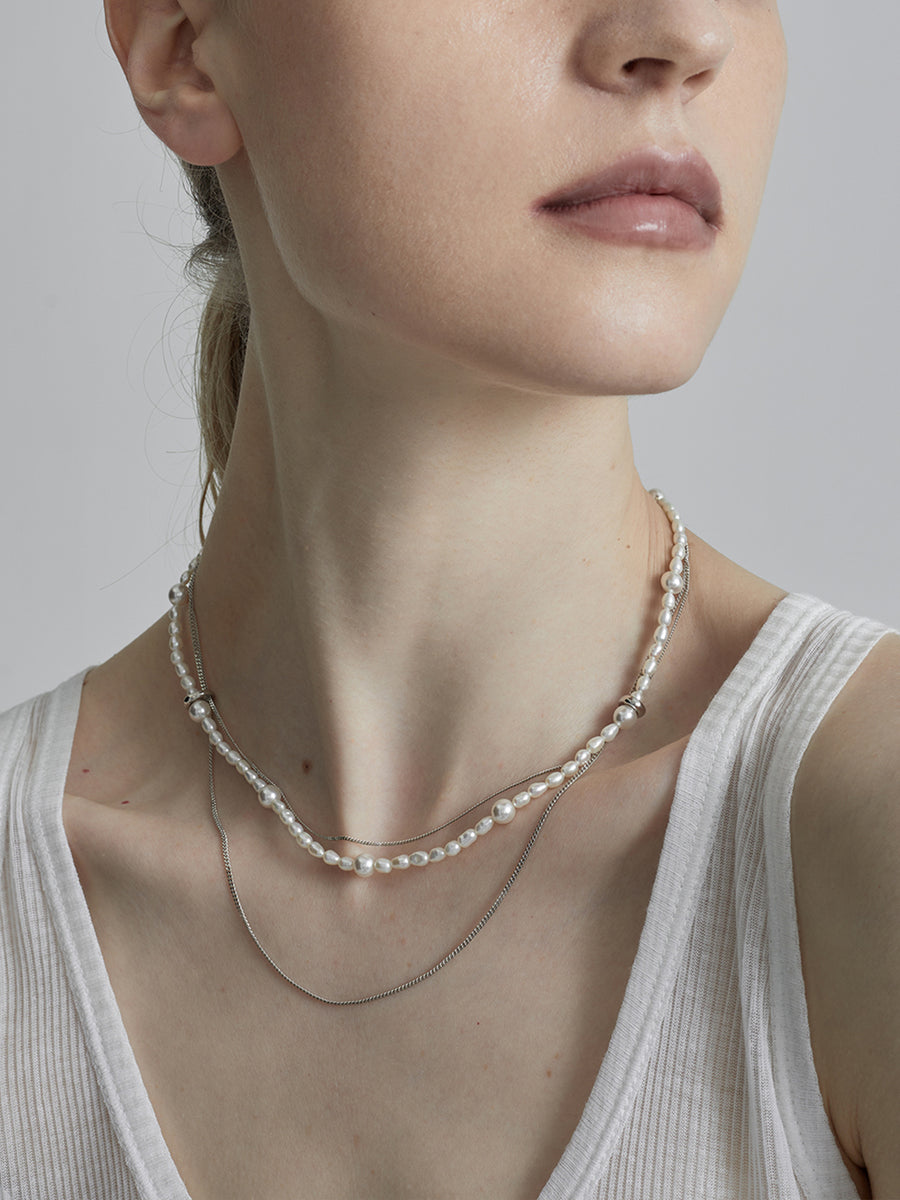 Beaded Pearl Layered Necklace by fashion jewelry and accessory brand THEYKNOW